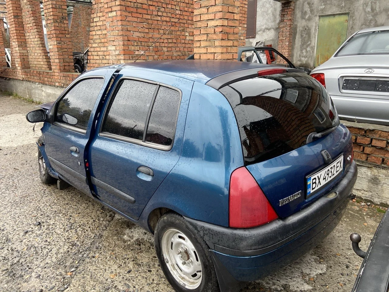 Фото 1 — Renault Clio II / X65 1999
